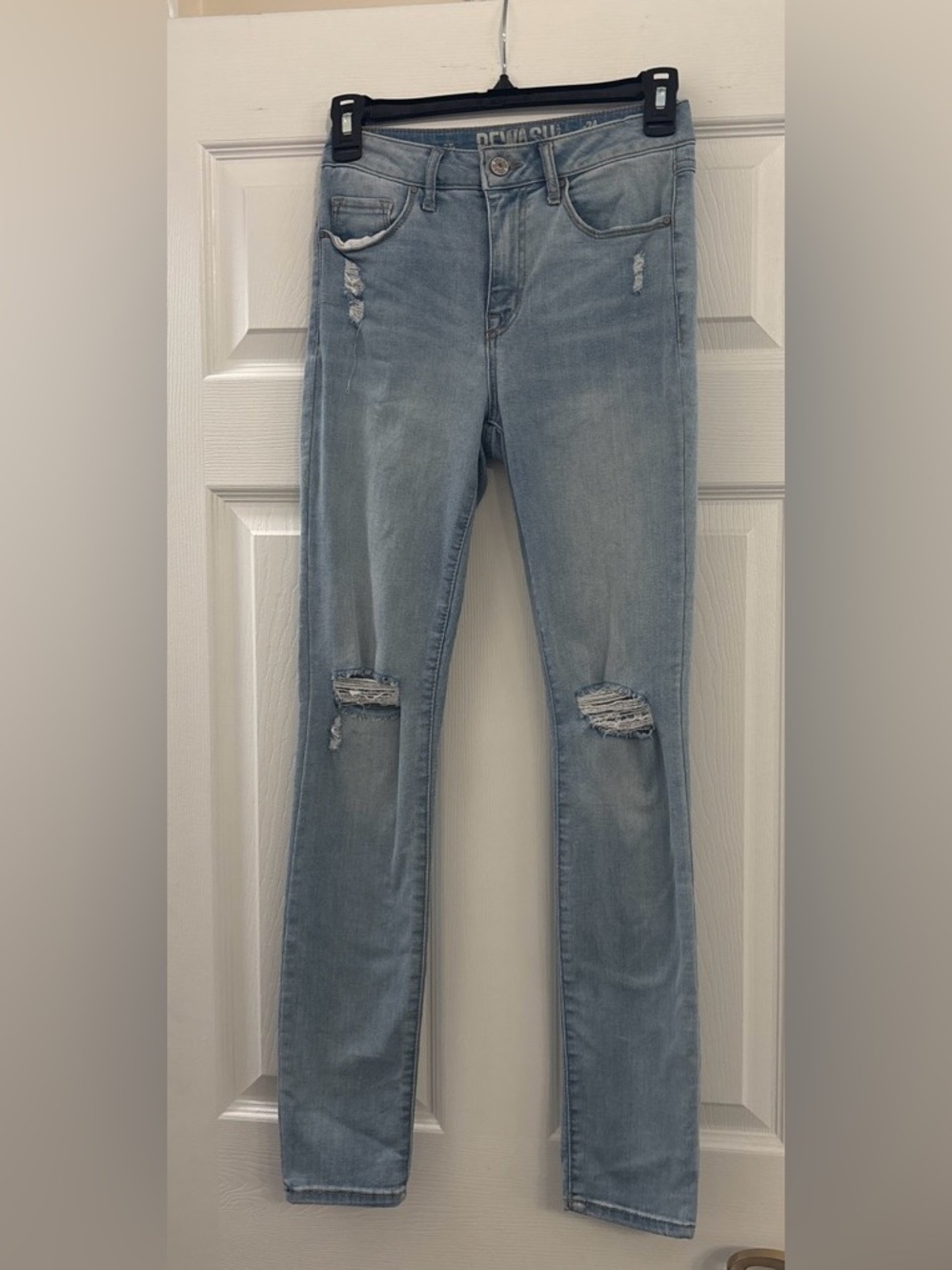Rewash Light Blue Skinny Jeans with Knee Rips